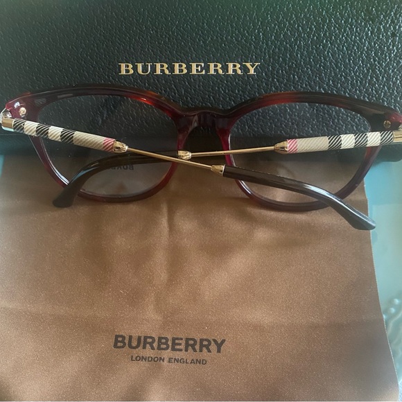 Burberry frame - Picture 3 of 3
